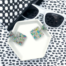 Load image into Gallery viewer, Retro Square Confetti Drop Earrings with Triangle Stud

